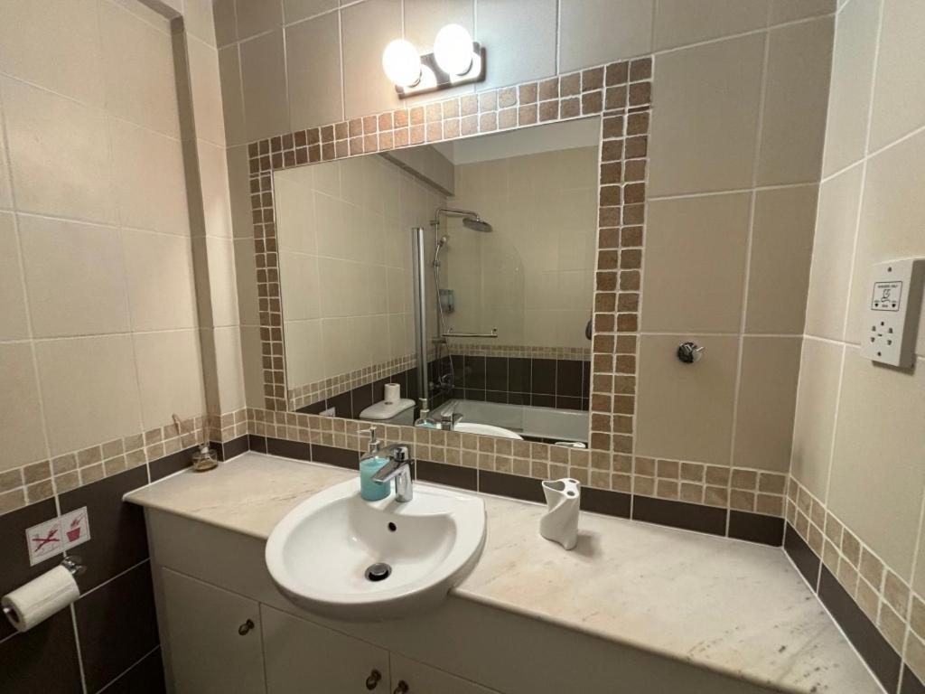 Cozy Apartment In Paphos Beautiful Complex Экстерьер фото
